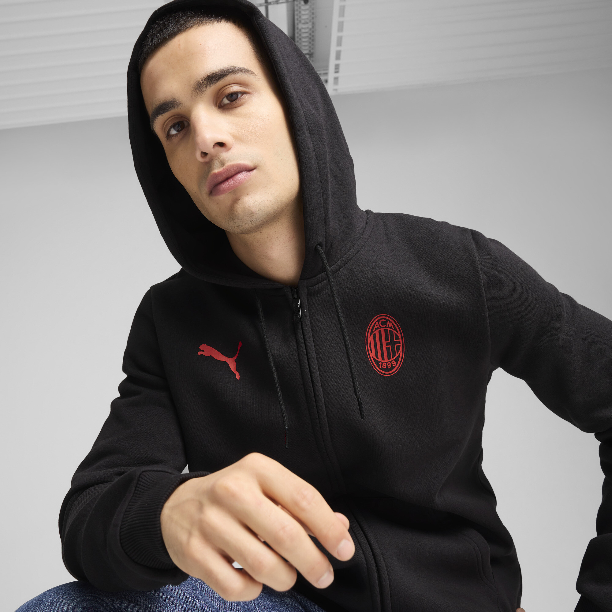 Men's Puma AC Milan Ftbl ESSENTIALS Hooded Jacket, Black, Size XXL, Sport