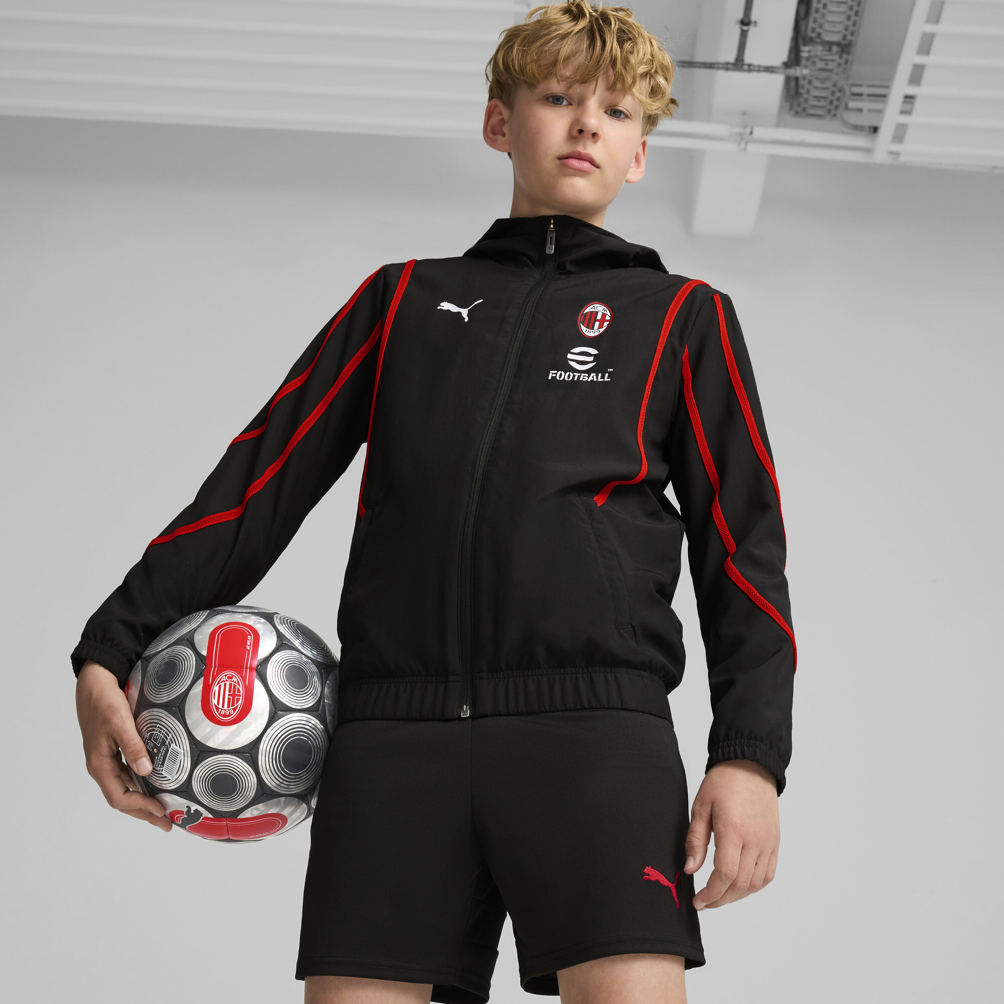 Puma AC Mailand Gewebte Aufwärmjacke Teenager Für Für Kinder | Black/Red | Größe: 9-10Y