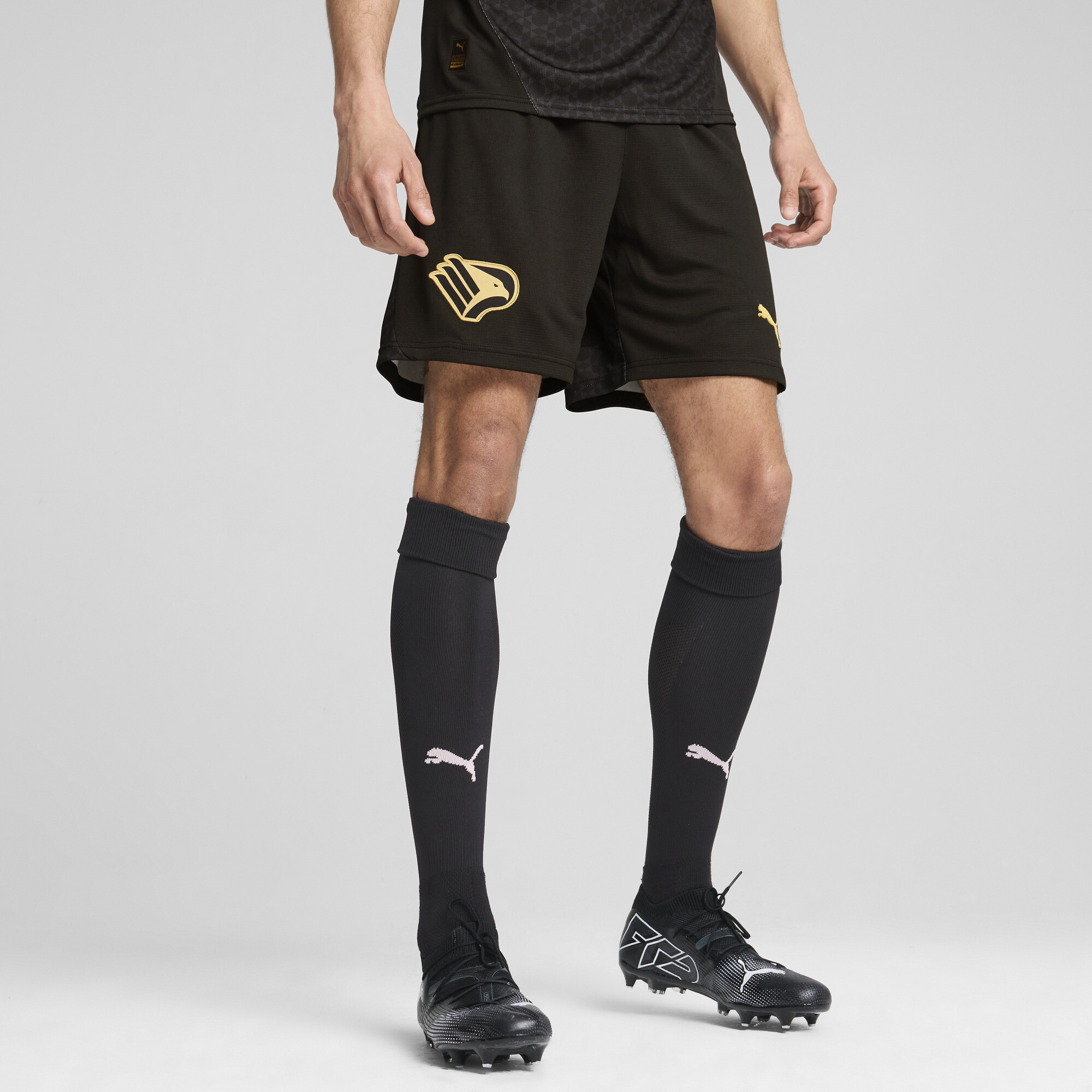 Puma Palermo F.C. 24/25 Auswärtsshorts Herren | Mit Plain | Black/Gold | Größe: M