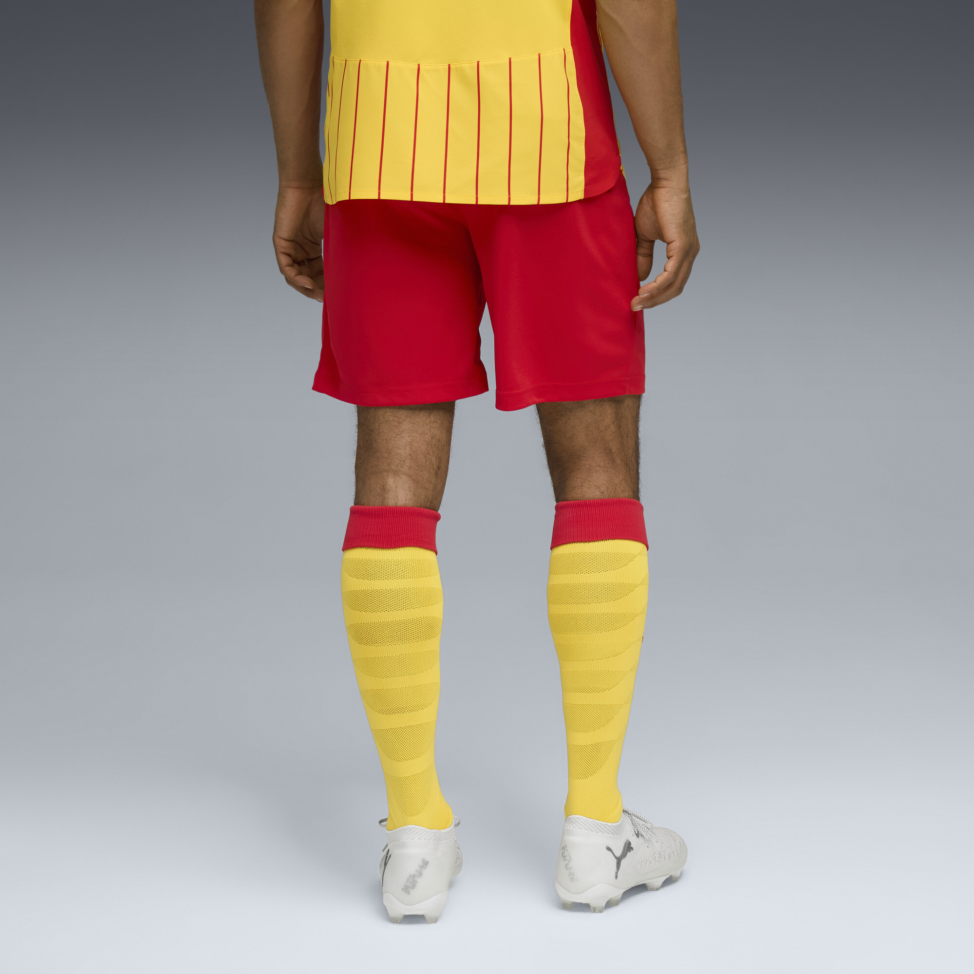 PUMA RC Lens 25/26 short voor Heren, Rood/Geel, Maat S thumbnail 3