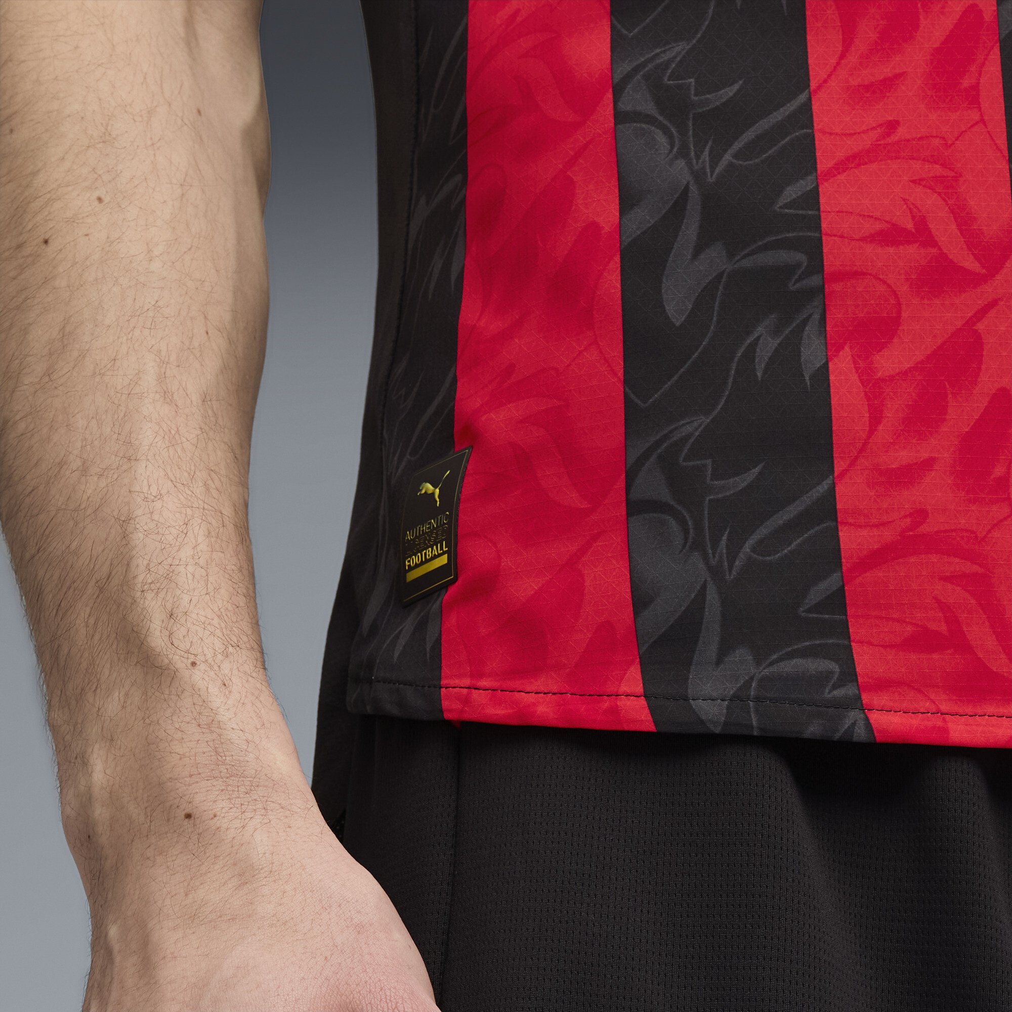 PUMA AC Milan 25/26 Authentic thuisshirt voor Heren, Zwart/Rood, Maat XXL thumbnail 3