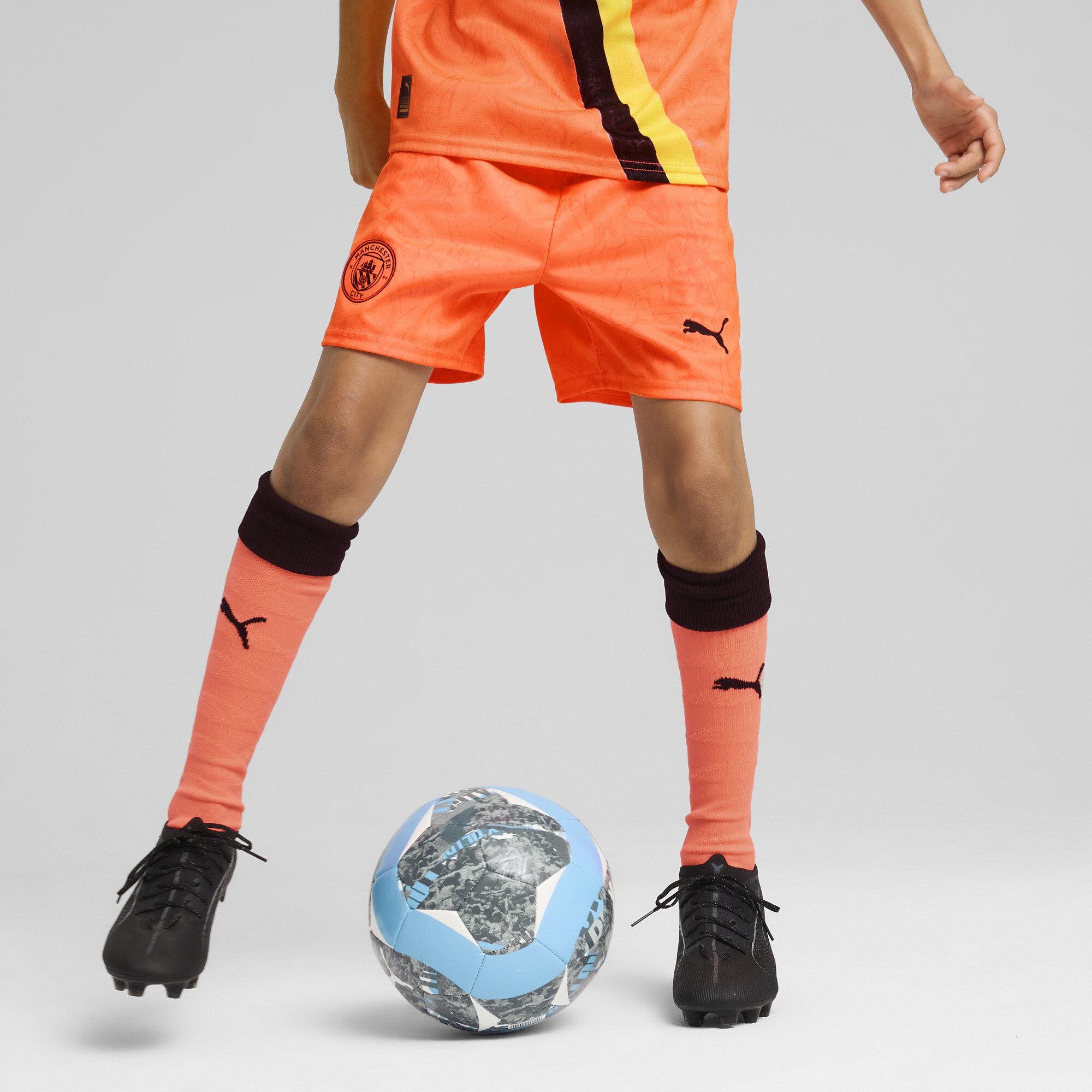 Puma KIDSUPER x MANCHESTER CITY Shorts Teenager Für Für Kinder | Mit Print | Neon Sun/Black | Größe: 9-10Y