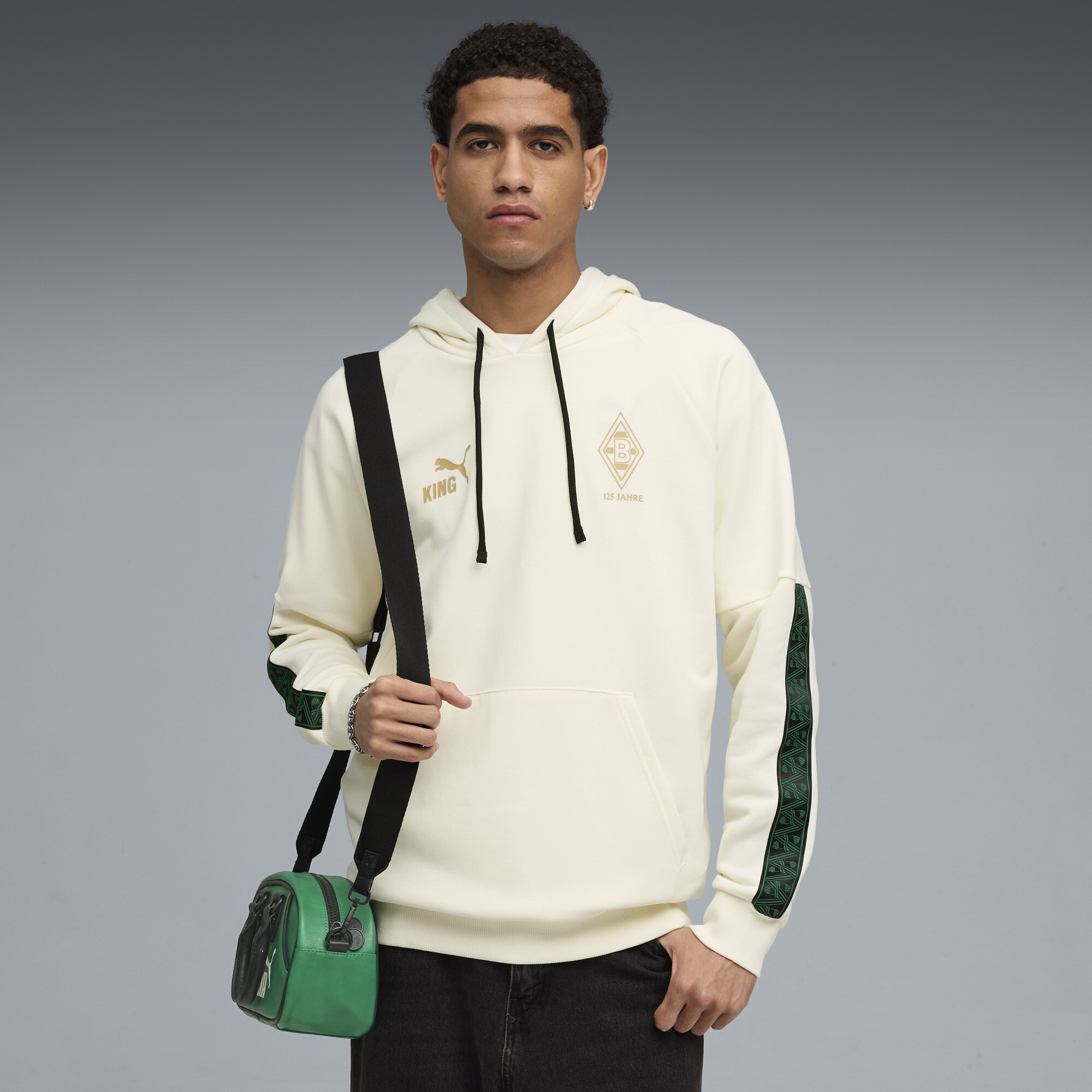 PUMA Borussia MÃ¶nchengladbach KING hoodie voor Heren, Wit/Goud, Maat M thumbnail 6