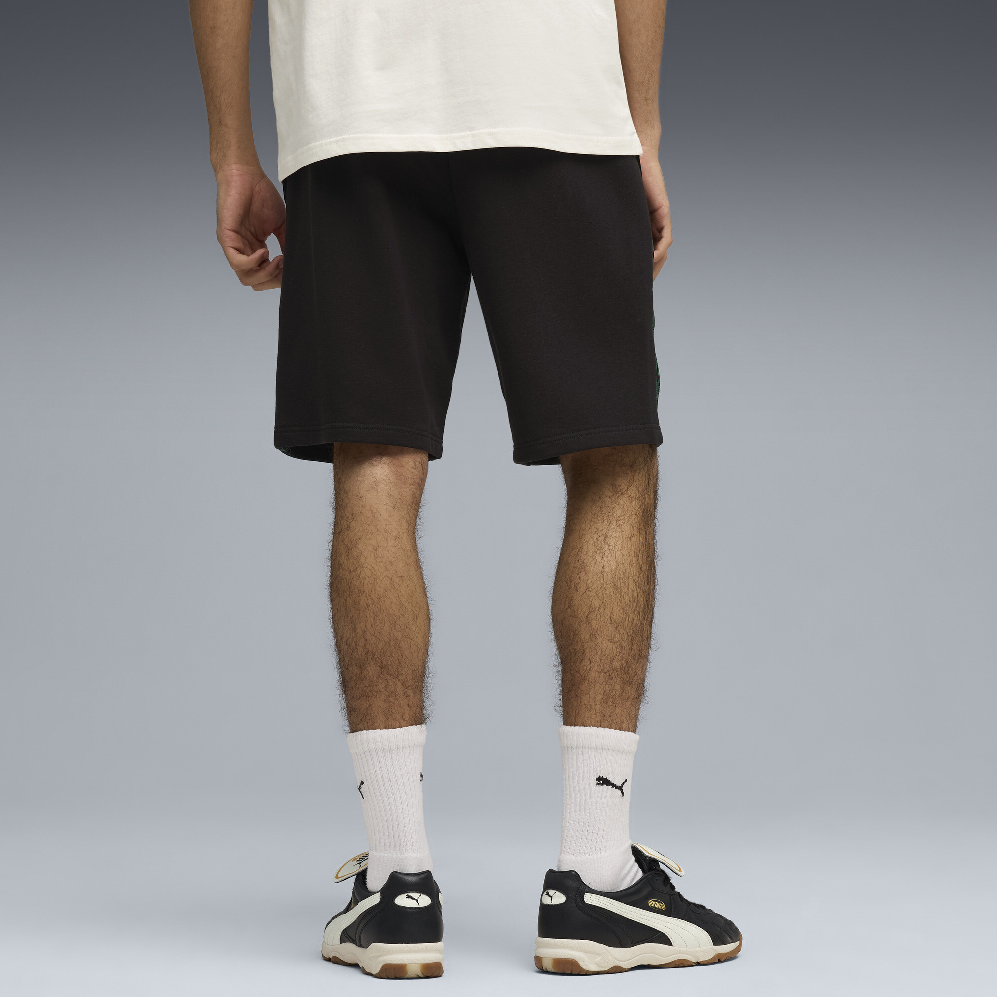 PUMA Borussia MÃ¶nchengladbach KING short voor Heren, Zwart/Goud, Maat M thumbnail 3