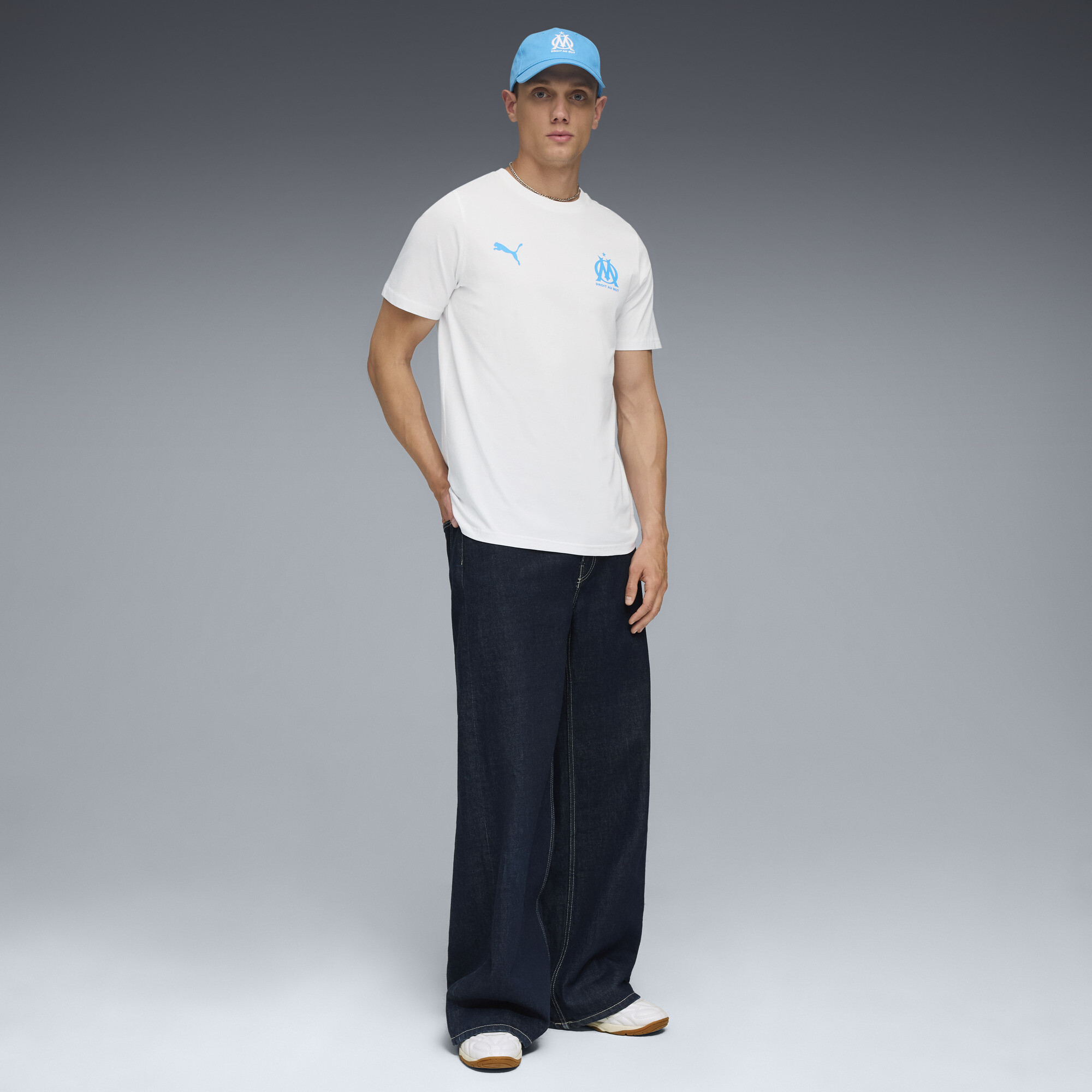 PUMA Olympique de Marseille FtblEssentials T-shirt voor Heren, Blauw/Wit, Maat L thumbnail 4