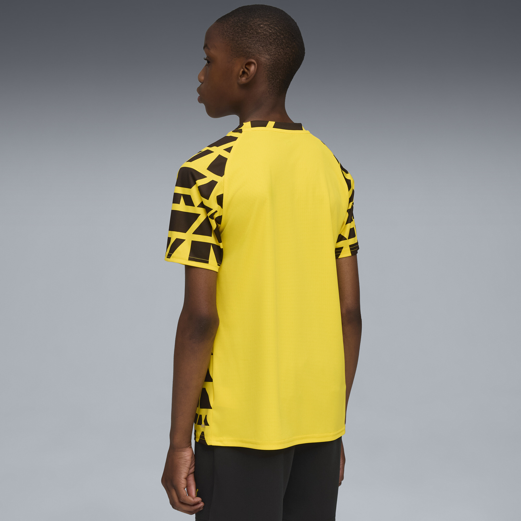 PUMA Borussia Dortmund pre-match shirt, Zwart/Geel, Maat 9-10Y thumbnail 4