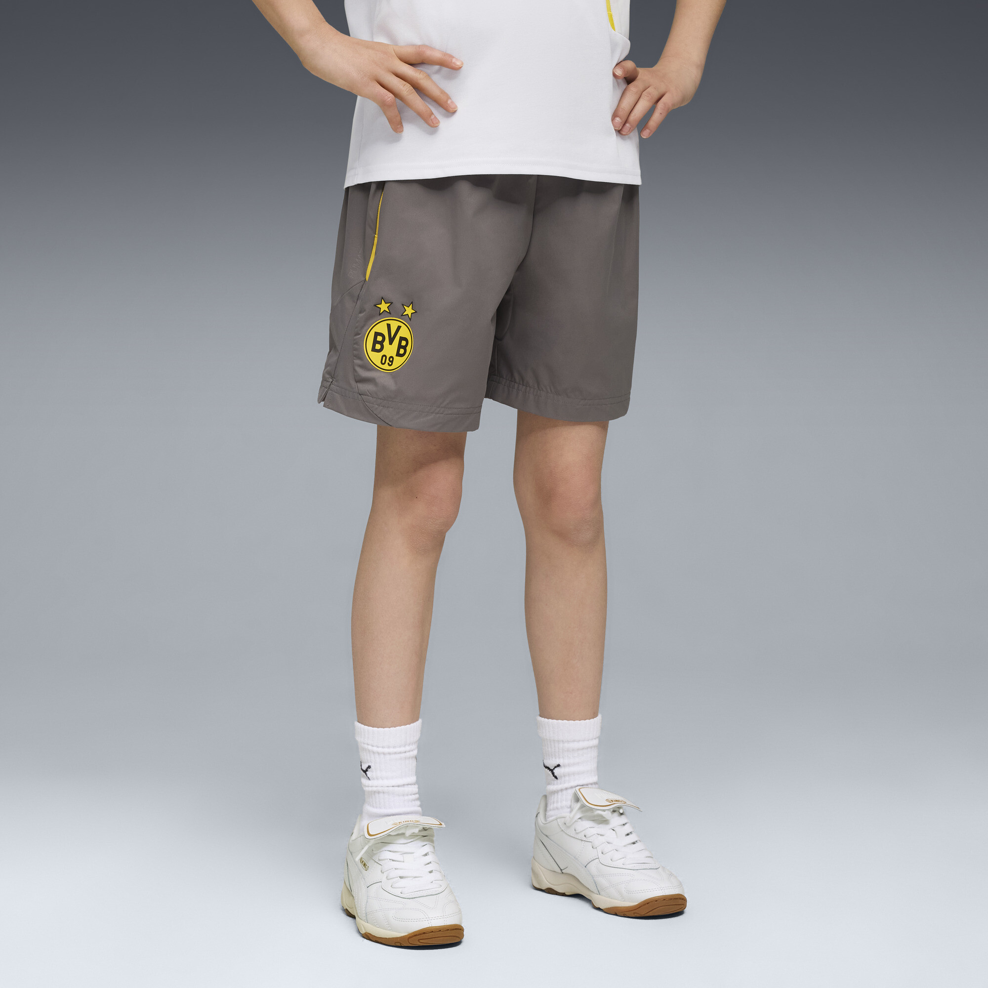 Borussia Dortmund PUMATECH relaxed short, Grijs/Geel, Maat 5-6Y