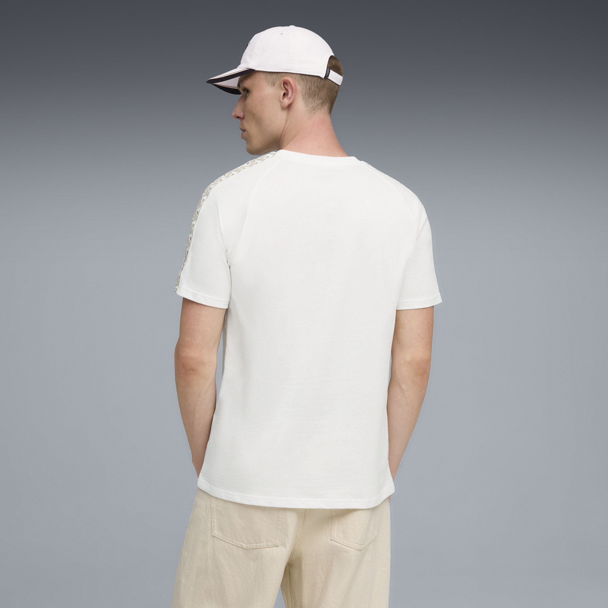 PUMA FC Rood Bull Salzburg KING T-shirt voor Heren, Wit/Goud, Maat XXL thumbnail 3