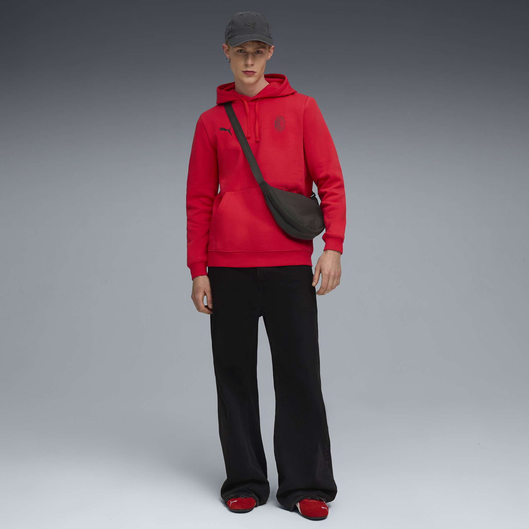 PUMA AC Milan FtblEssentials hoodie voor Heren, Zwart/Rood, Maat S thumbnail 4