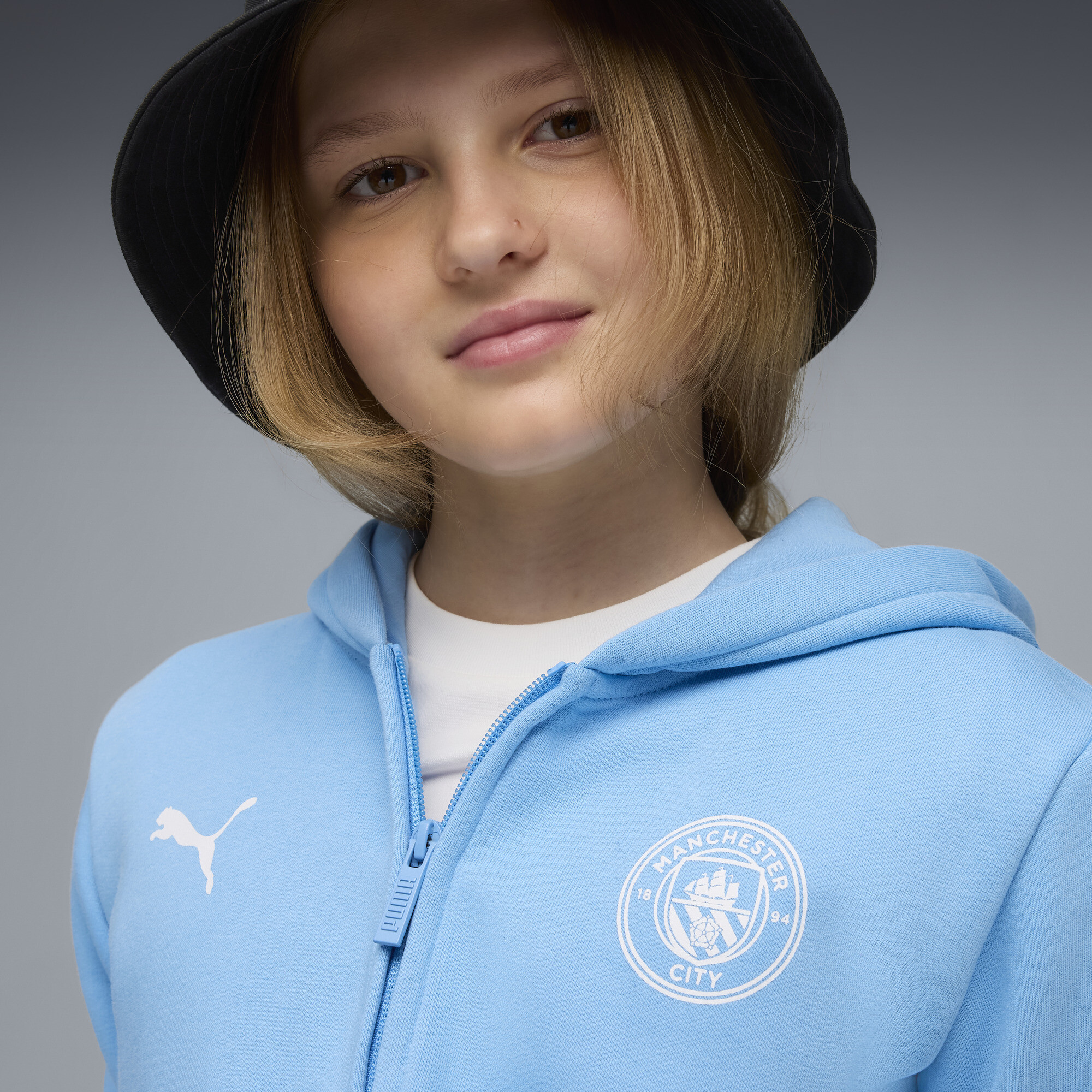 PUMA Manchester City FtblEssentials jack met capuchon, Blauw/Wit, Maat 13-14Y thumbnail 6