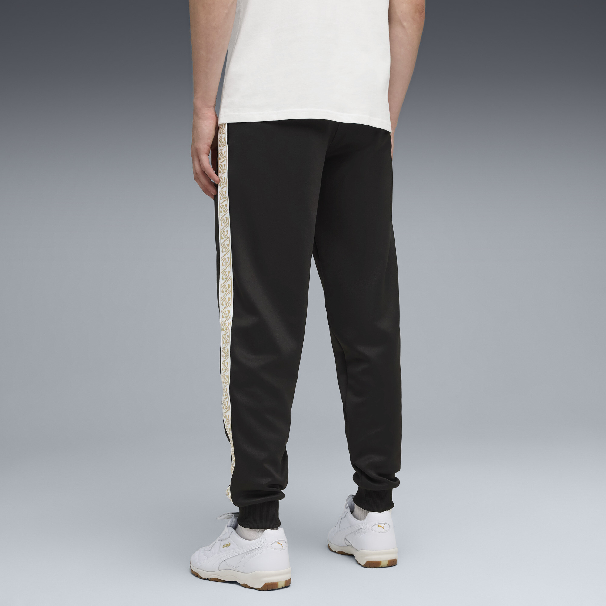 PUMA FC Rood Bull Salzburg KING Anthem broek, Zwart/Goud, Maat 3XL thumbnail 6