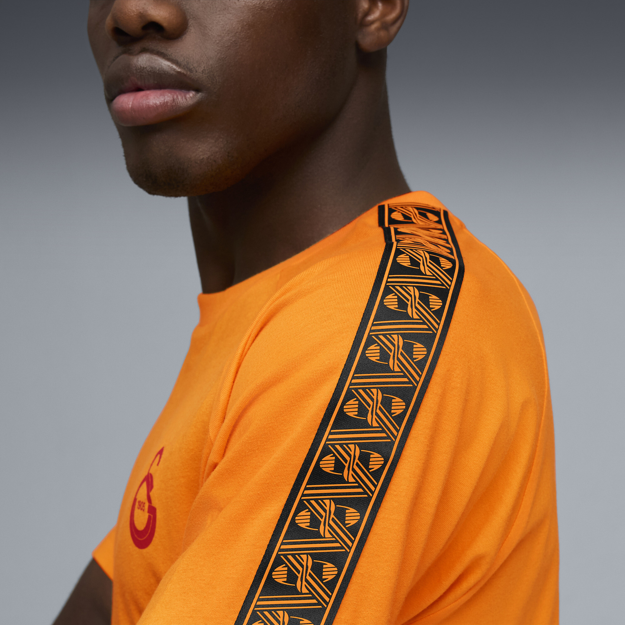 PUMA Galatasaray SK KING T-shirt voor Heren, Oranje, Maat 3XL thumbnail 2