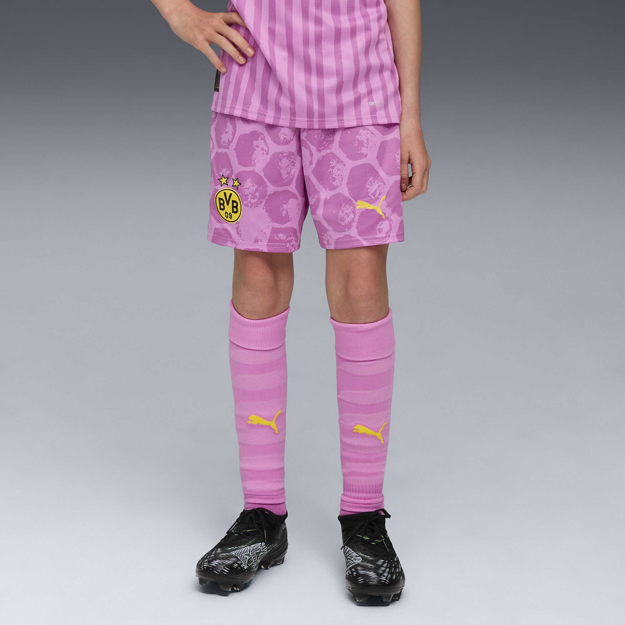 Puma KIDSUPER x BORUSSIA DORTMUND Shorts Teenager Für Herren Für Damen Für Kinder | Mit Print | Mauve Pop/Faster Yellow ...