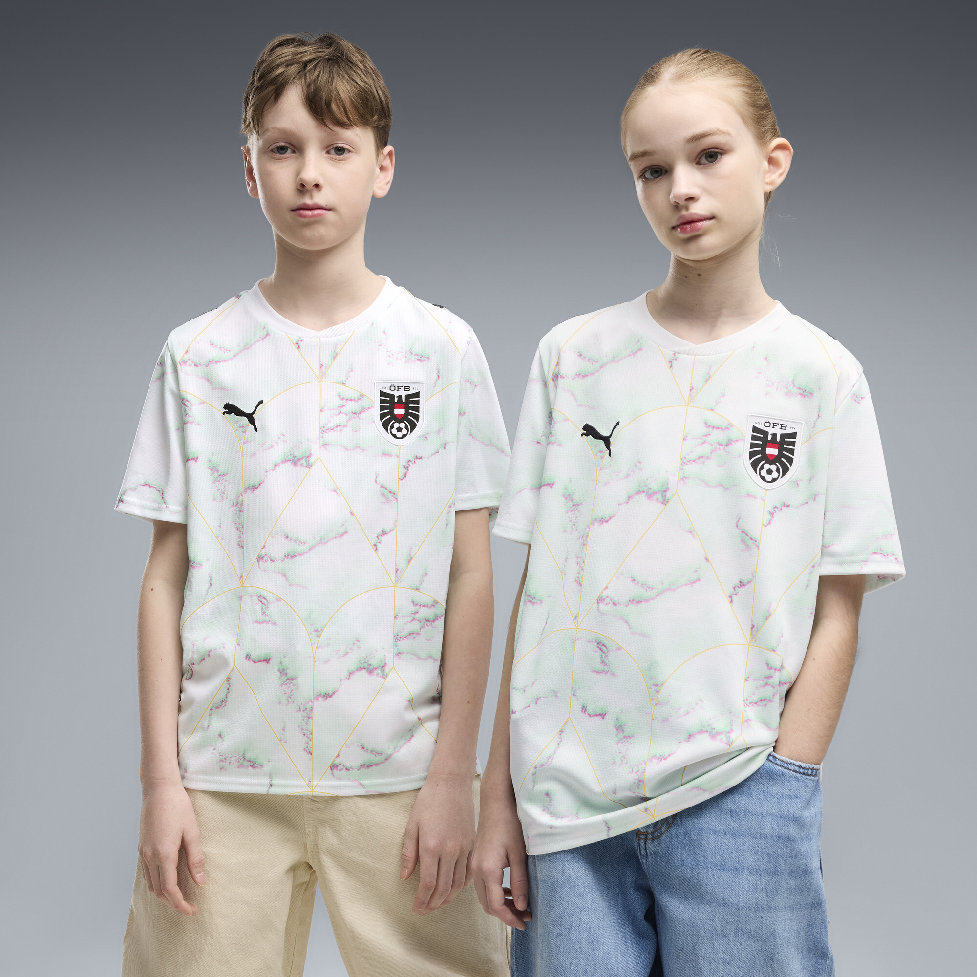 PUMA Austria Away Logo Crew Neck Short Sleeve Soccer Jerseys (Youth)