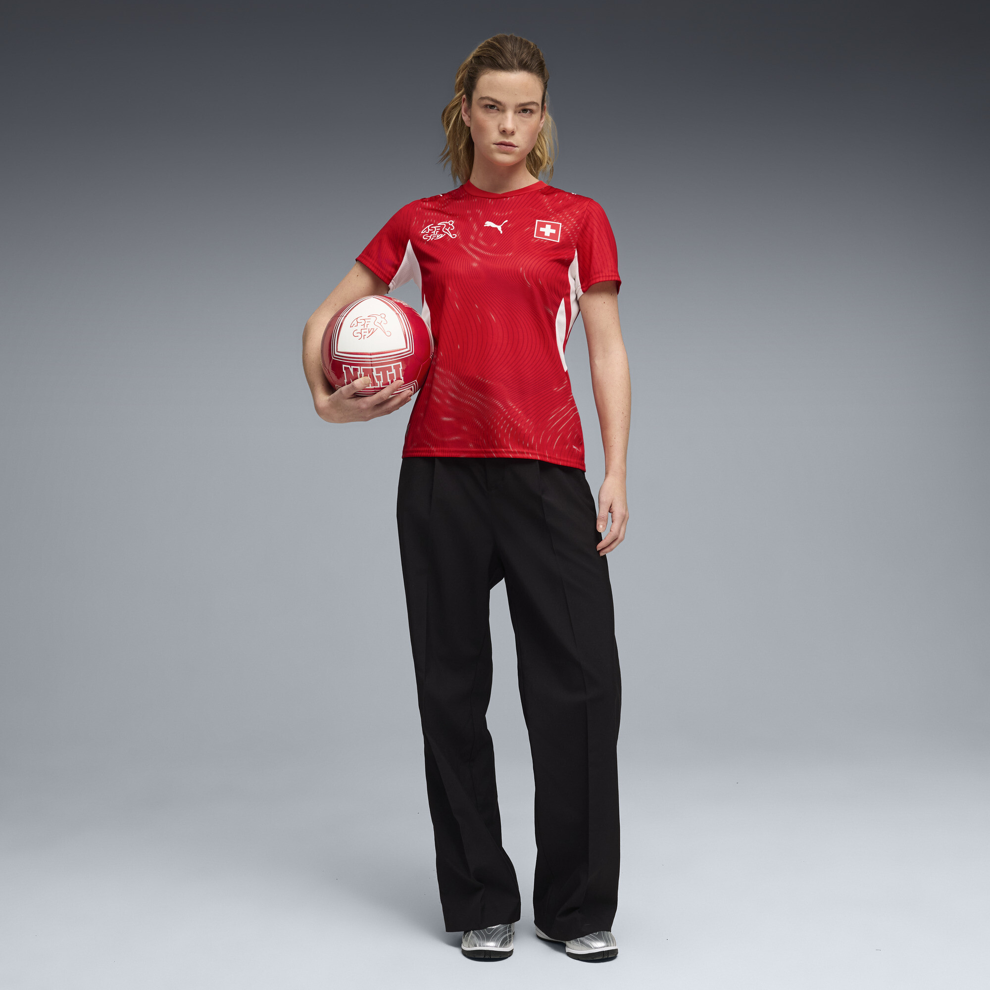 PUMA Zwitserland 2026 thuisshirt voor Dames, Rood/Wit, Maat S thumbnail 5
