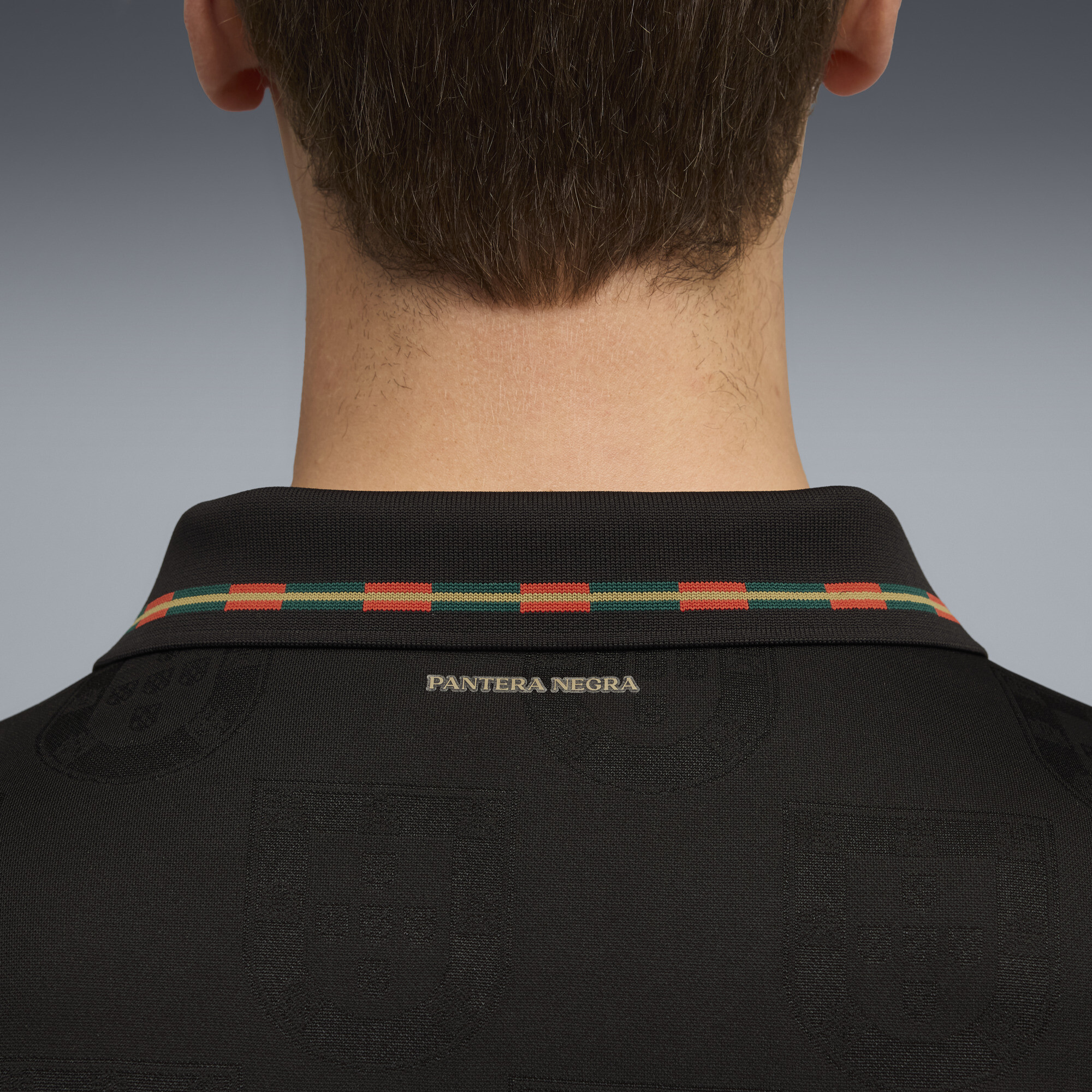 PUMA Portugal 25/26 Authentic Special Edition EusÃ©bio voetbalshirt voor Heren, Zwart/Goud, Maat XL thumbnail 6