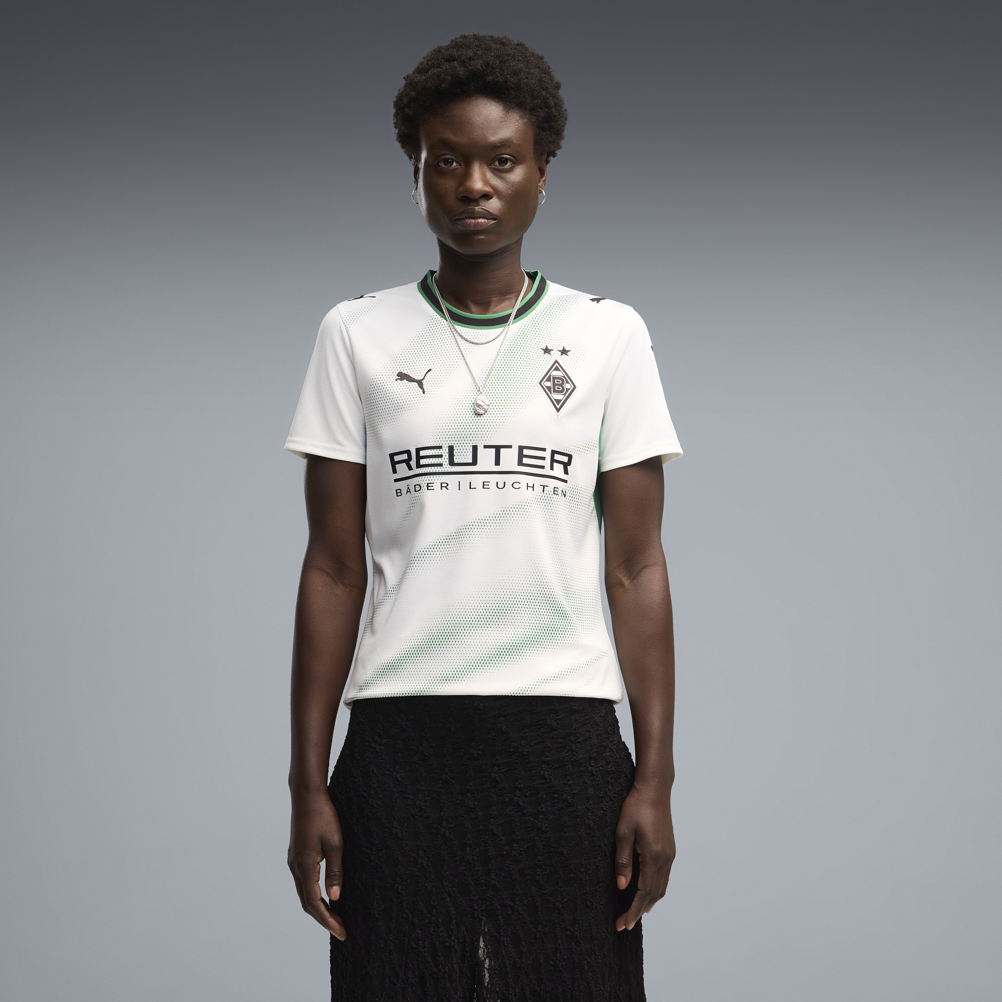 PUMA Maillot Home 2627 Borussia Mönchengladbach Femme Vêtements