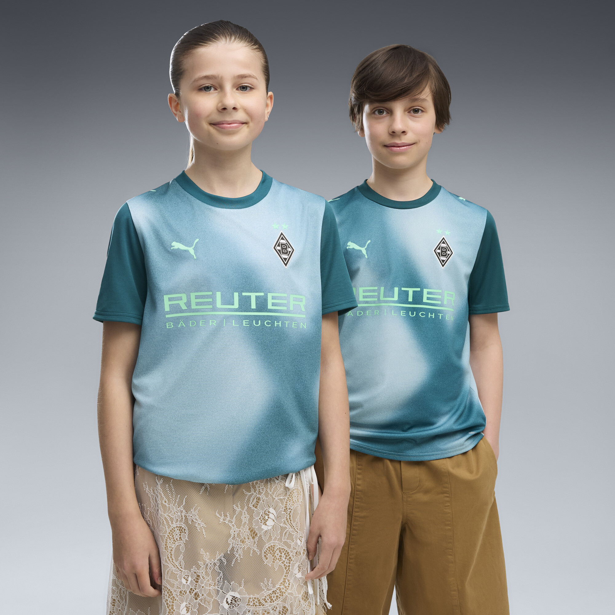 PUMA Maillot Third 2627 Borussia Mnchengladbach Enfant et Adolescent Vtements Vert 7-8Y 80 €