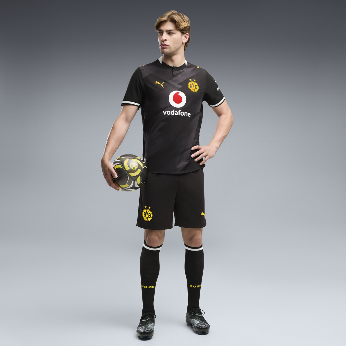 Borussia Dortmund 26/27 Shorts Men in Black by PUMA, Medium