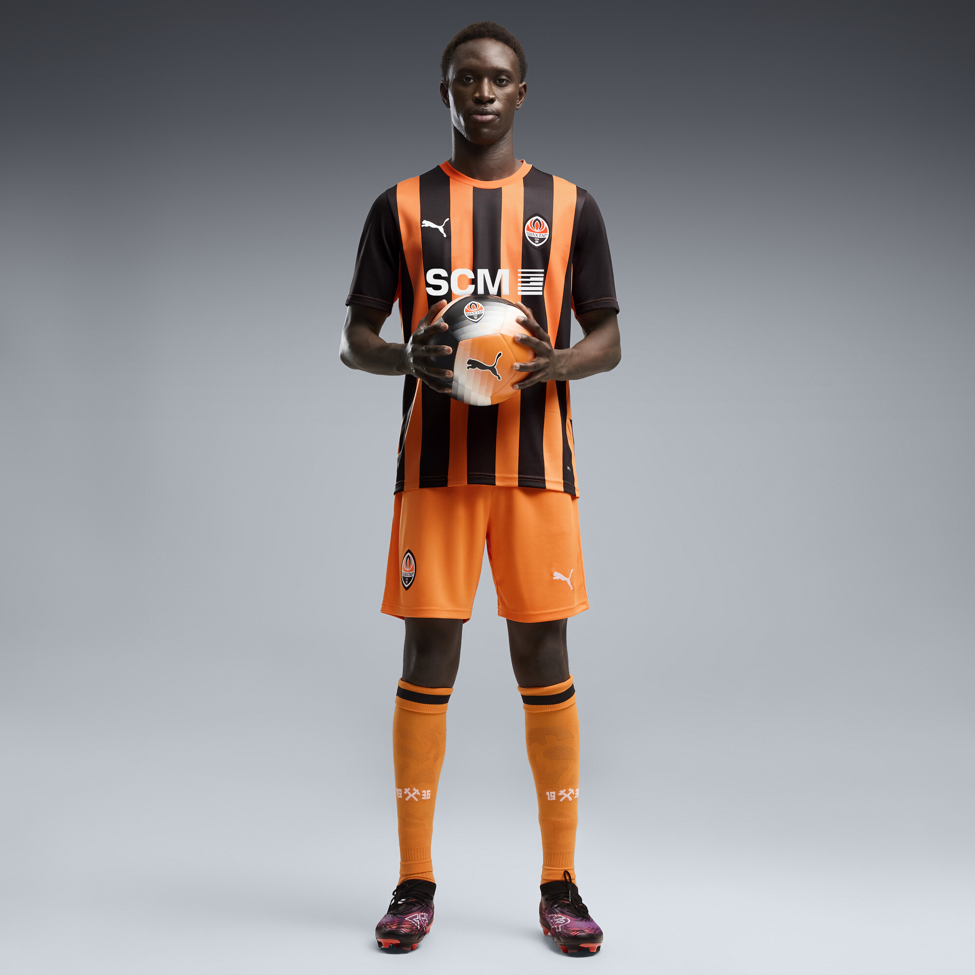 PUMA LES VETEMENTS DE FOOTBALL ゲームシャツ Футбольний одяг — купити одяг для футболу в інтернет-магазині в