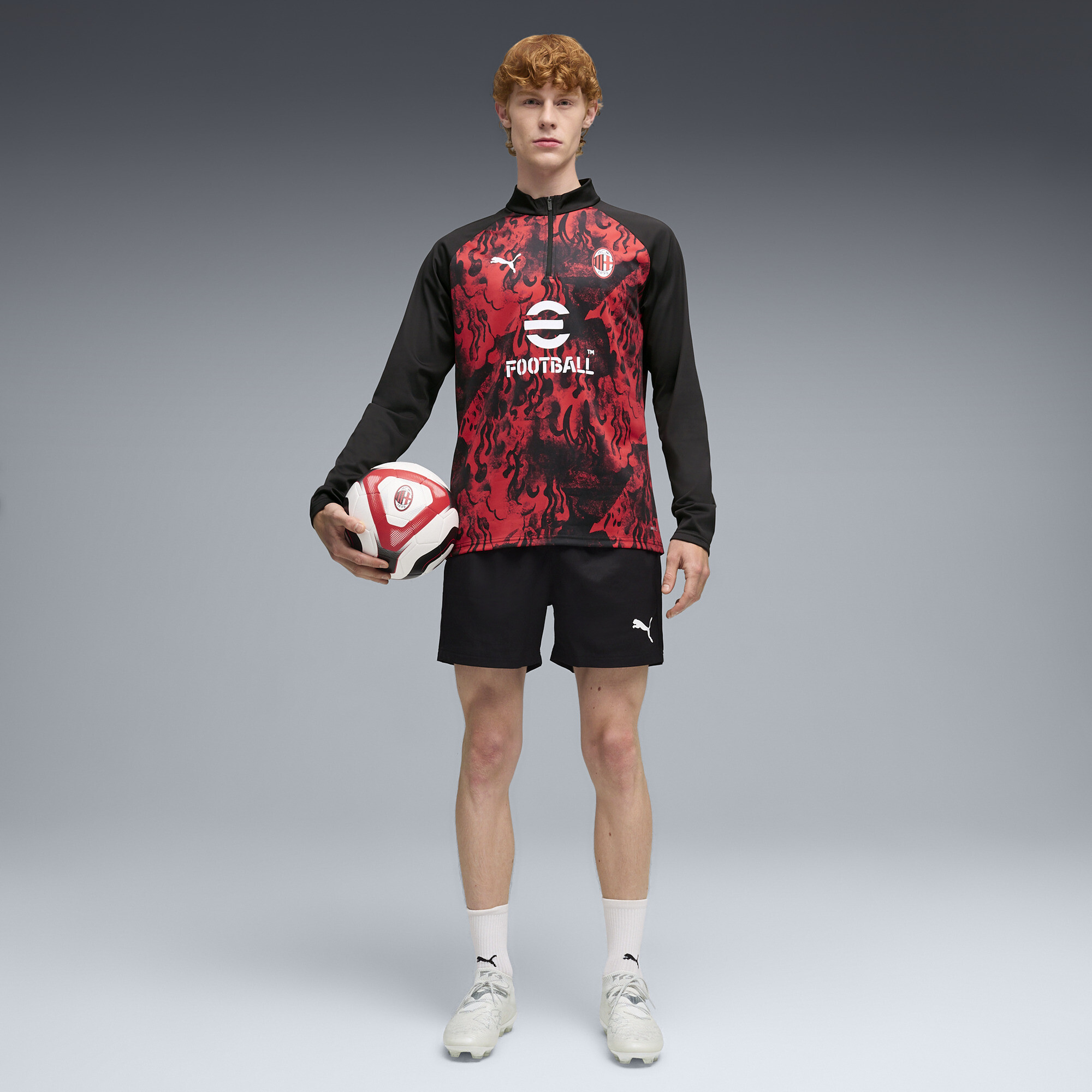PUMA AC Milan Warmup top met kwartrits voor Heren, Zwart/Rood, Maat XS thumbnail 2