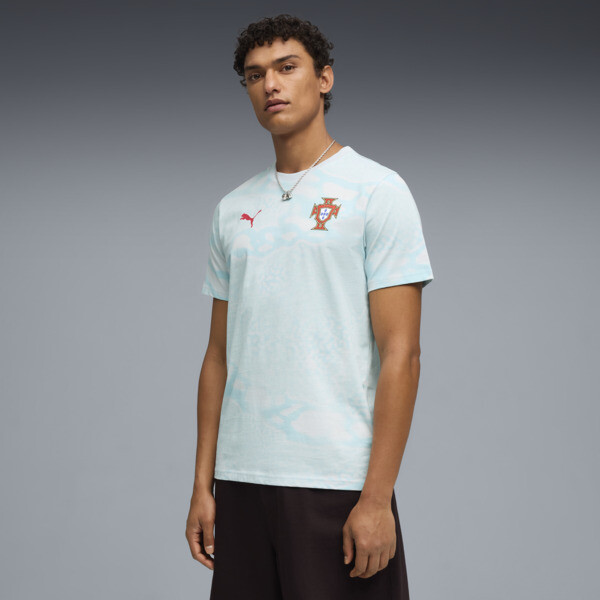 Remera PUMA estampada Portugal ftblCULTURE para Hombre En Sea Glass/Club Rojo