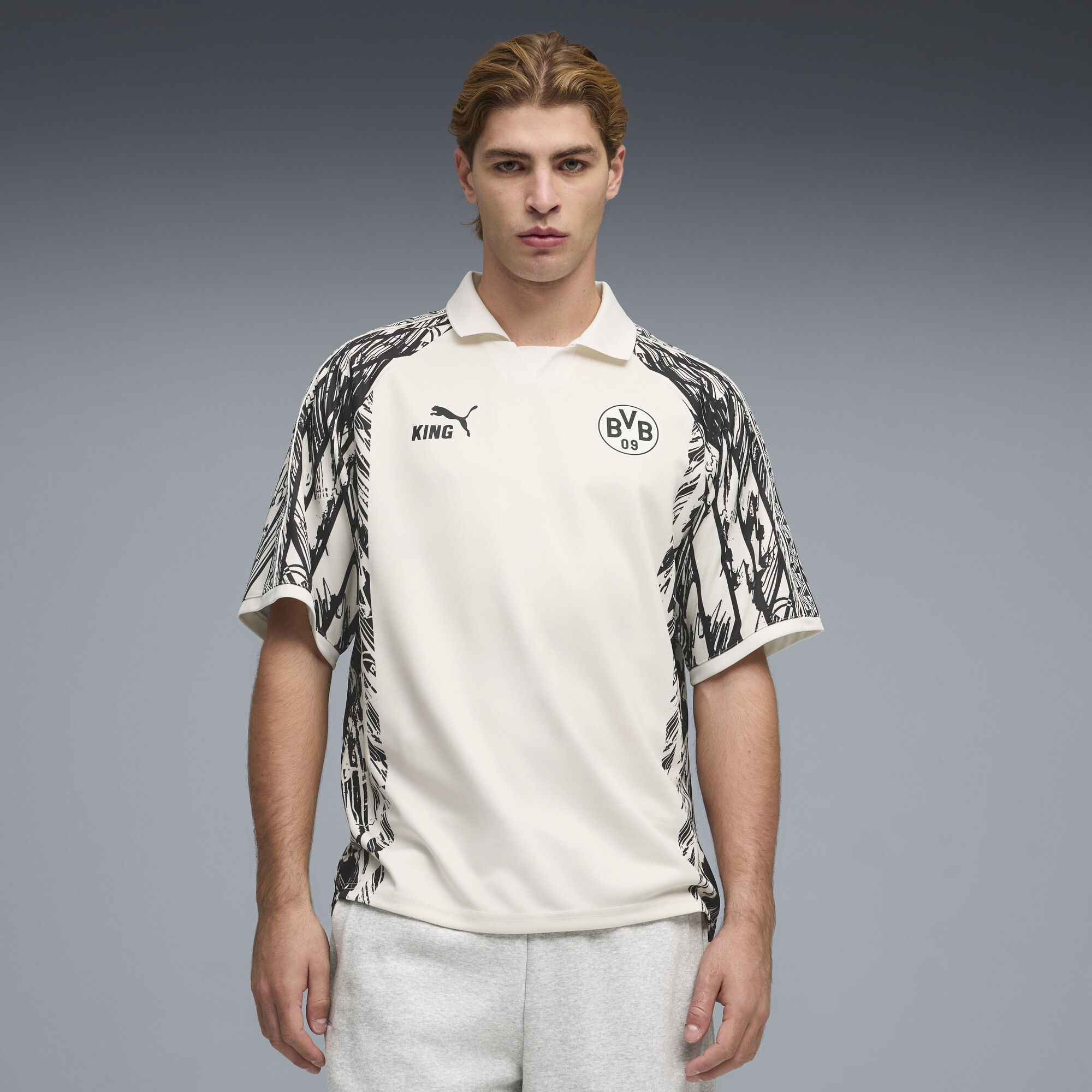 PUMA Borussia Dortmund King Men's Jersey in White, Size L