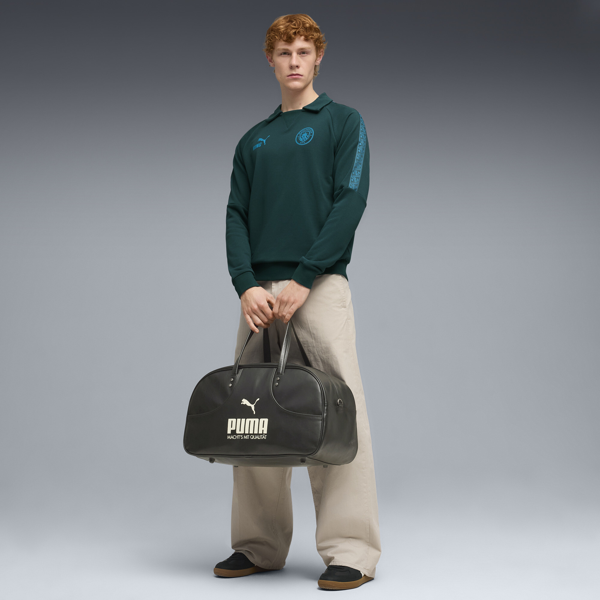 PUMA Manchester City KING Drill Crew sweatshirt voor Heren, Blauw/Groen, Maat M thumbnail 2