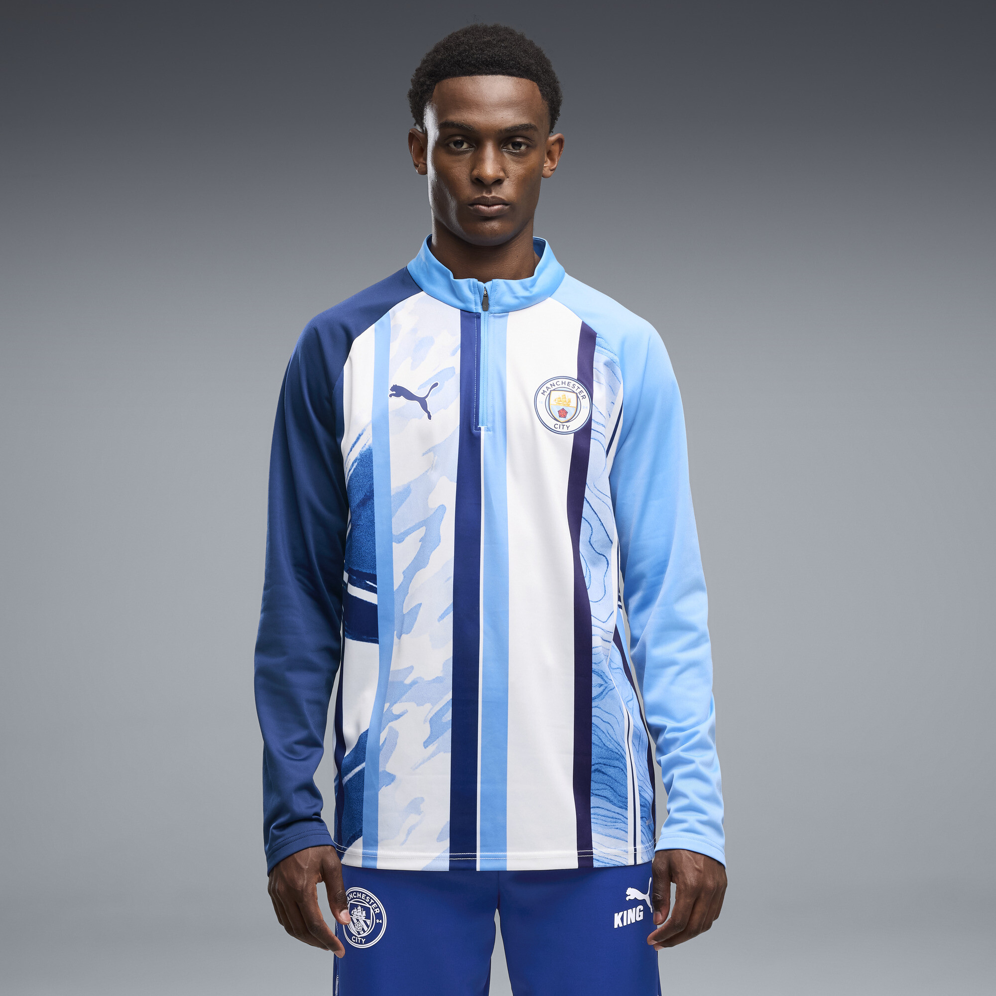 Puma Men's Blue Manchester City 2026/27 Quarter-Zip Warm Up Sweatshirt - Blue
