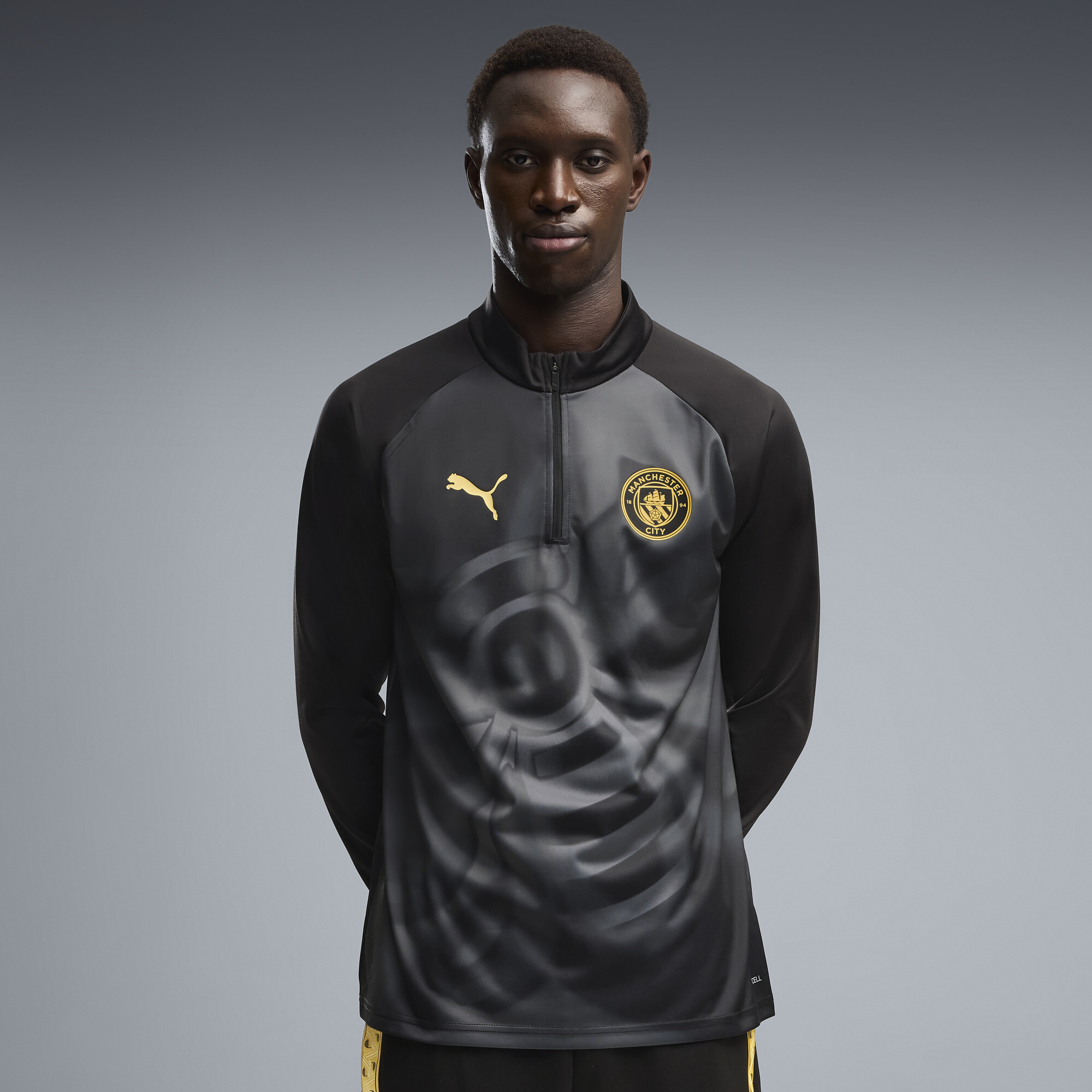 Puma Men's Black Manchester City Quarter-Zip dryCELL Pre-Match Sweatshirt - Black