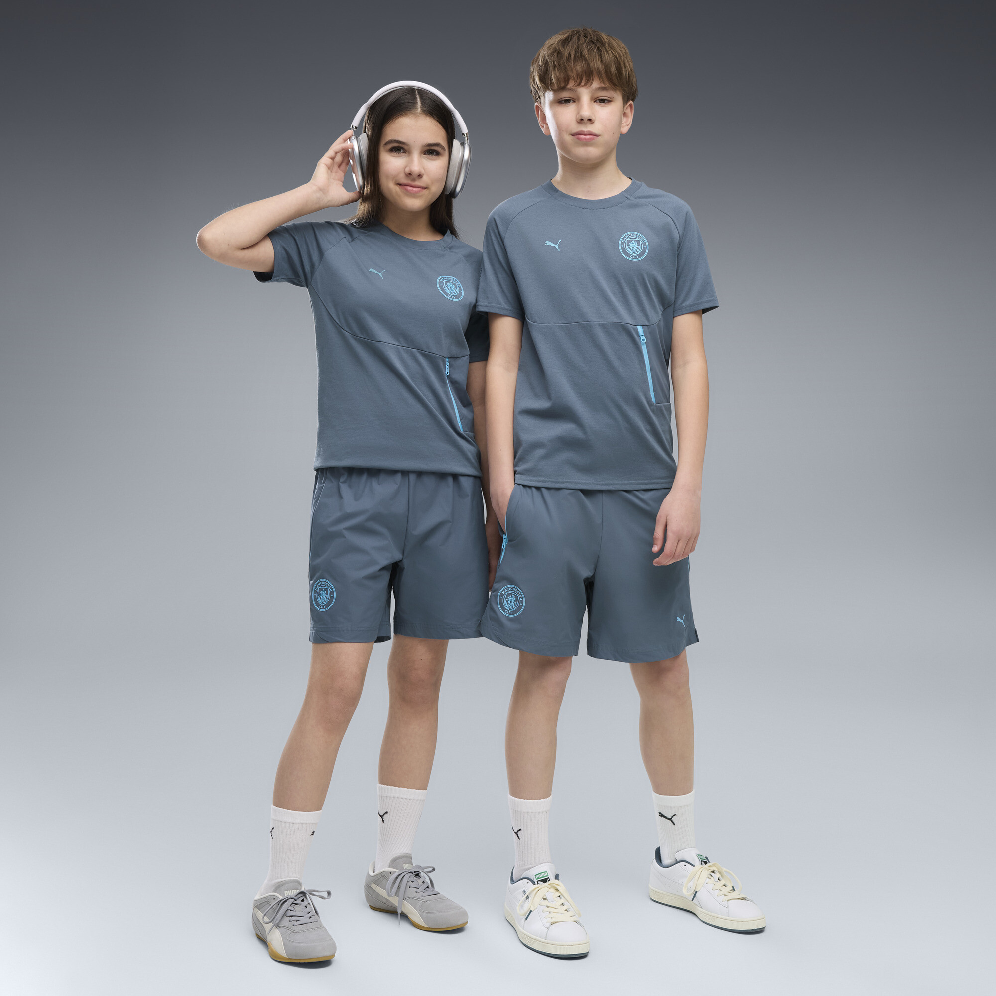 Short tiss dcontract PUMATECH Manchester City Enfant et Adolescent Vtements Gris 13-14Y 55 €