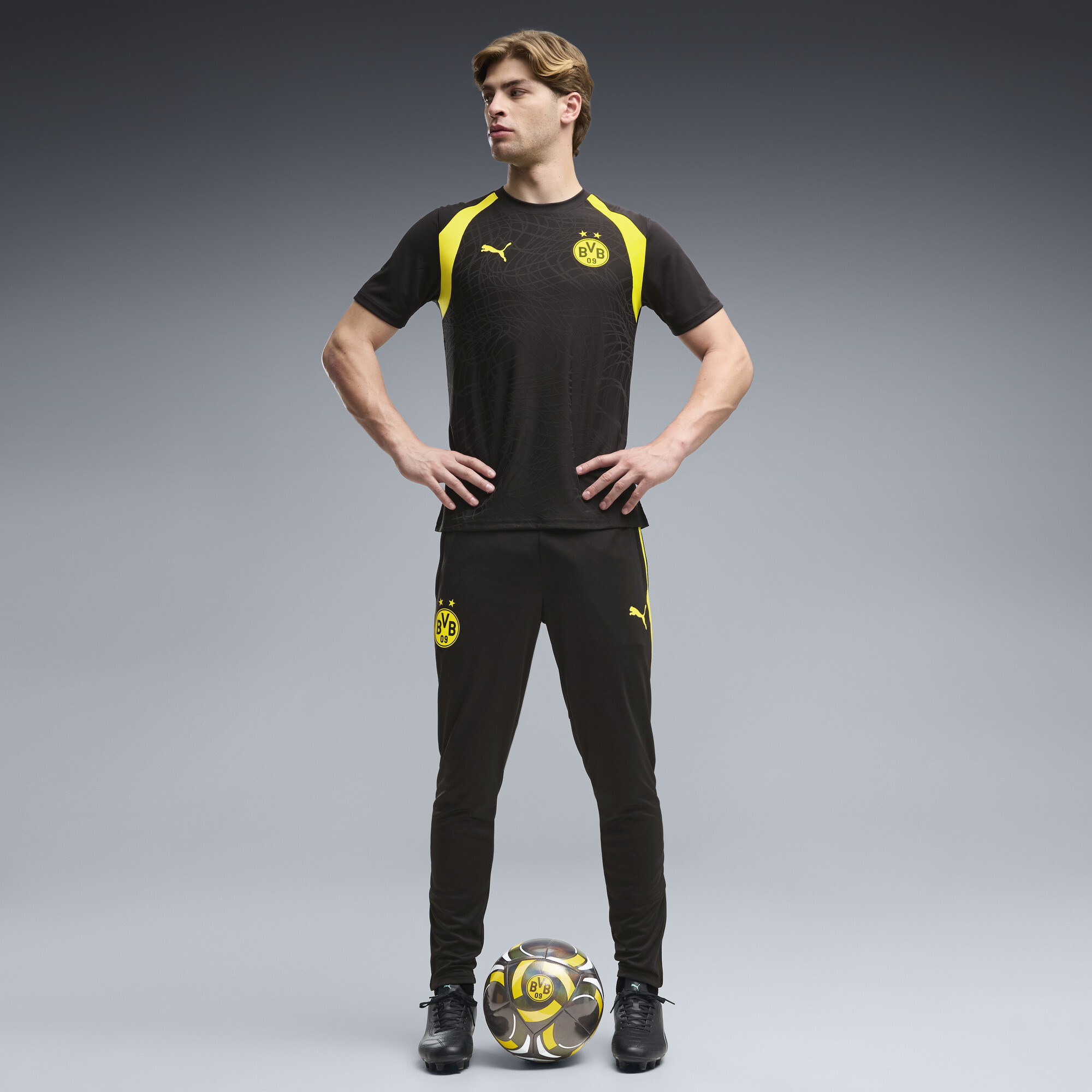 PUMA Borussia Dortmund Men's Slim Soccer Training Pants in Black, Size XL