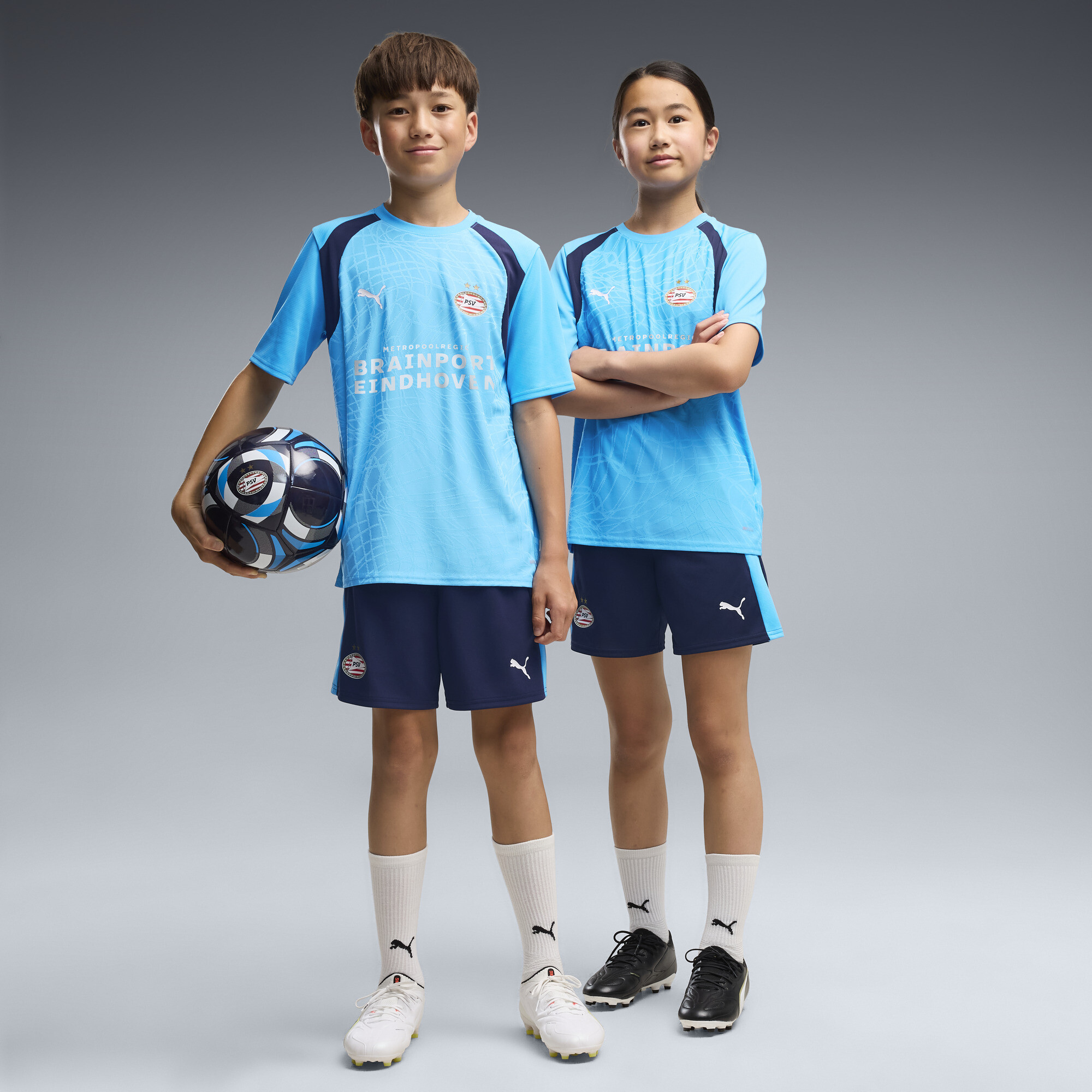 PUMA Short dentranement PSV Eindhoven Enfant et Adolescent Vtements Bleu 7-8Y 40$