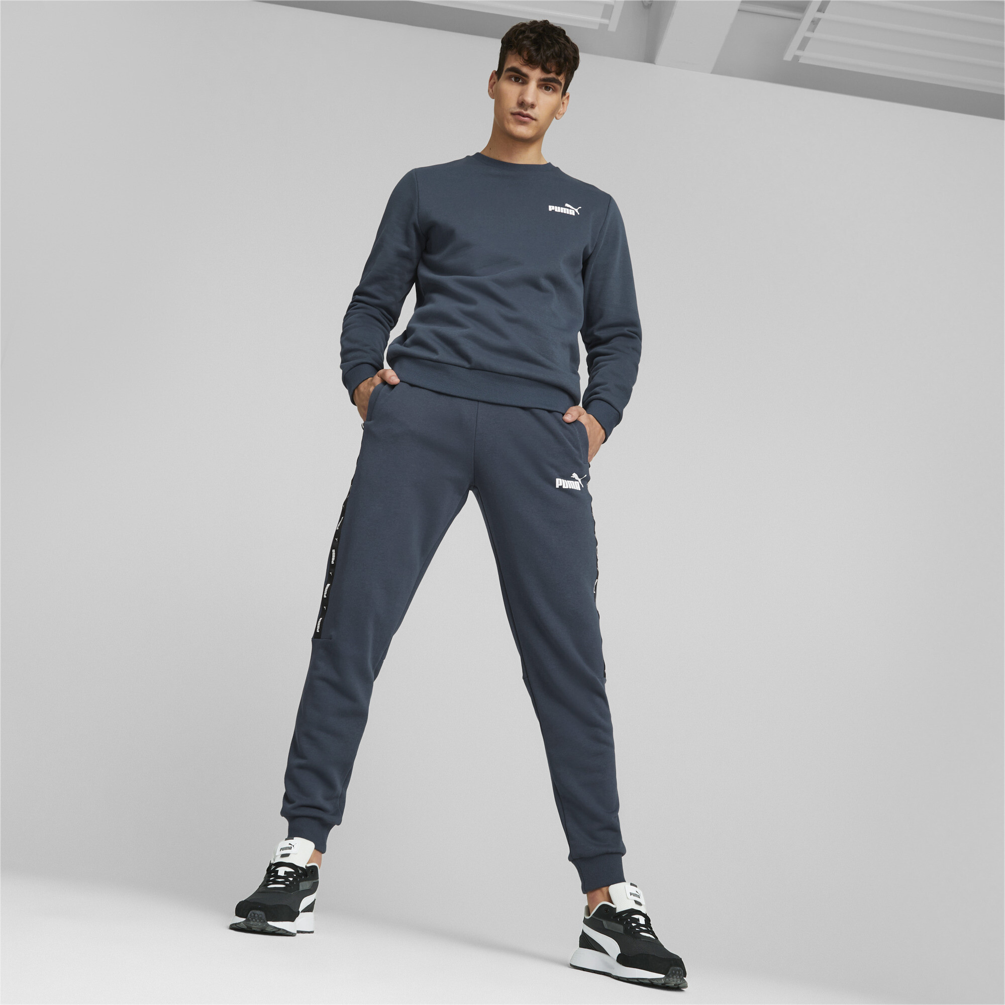 PUMA Men's Essentials Embossed Logo Fleece Jogger Sweatpants