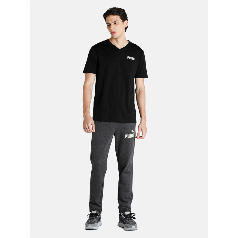 

Men's PUMA Elevated Essential V-Neck T-Shirt, Black
