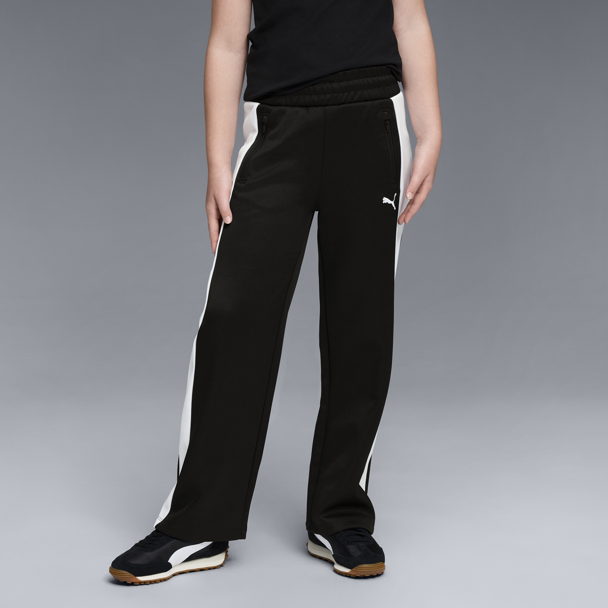 PUMA T7 Big Kids' Heavyweight Wide Leg Pants in Black, Size L