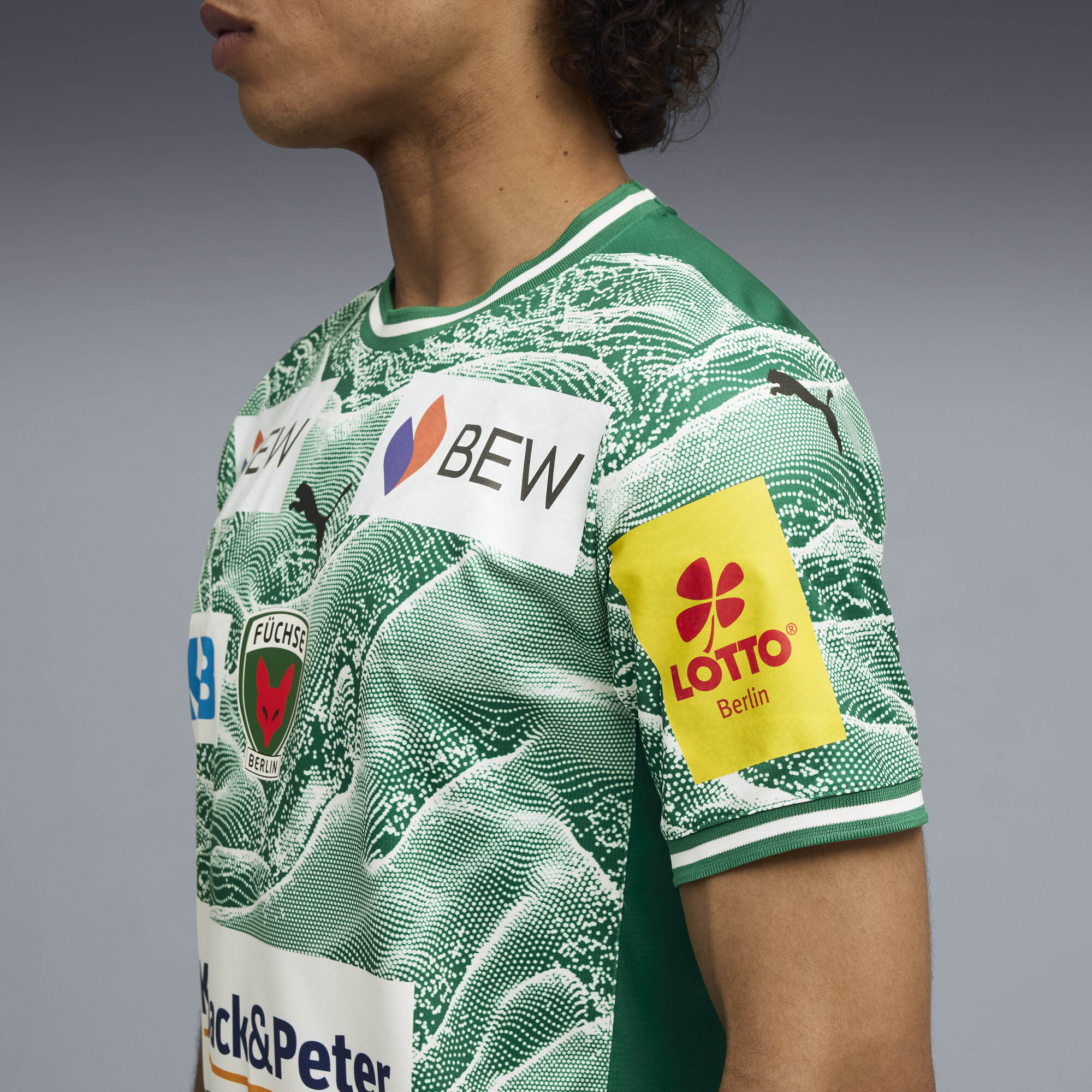 PUMA FÃ¼chse Berlin 25/26 thuisshirt voor Heren, Groen/Wit, Maat S thumbnail 7