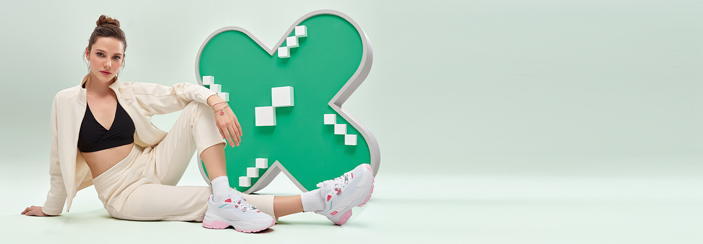 LUCKY CHARMS